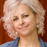 Kate DiCamillo — Kate