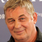 Heinz Hoenig — Simon Wahlberg