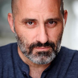 Паулину Нунеш — Officer Ellis Breaves