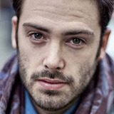 David Leon — Hermolaous (uncredited)