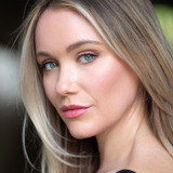Katrina Bowden — Christy