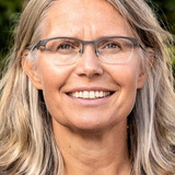 Cecilie Brask — Kvinde ved Universitetet (uncredited)