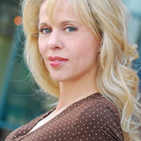 Дина Морроне — Shoe Show Announcer