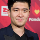 Steven He O'Byrne — Tom