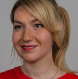 Julia Jelinek — Anca