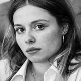 Isabella Depeweg — Working Girl