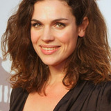 Anna Drijver — Barbara