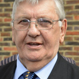 Derek Martin — Roustabout (uncredited)