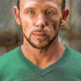 Sebastian James — Thug (uncredited)