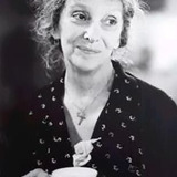 Erica Yohn — Mama Mousekewitz (voice)
