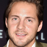 Том Акерли — Slytherin Student (uncredited)