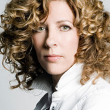 Sophie Lorain — Pina Lunetti