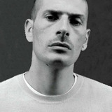 Akhenaton — Self - Guest