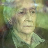 Mary González — Lucía's Mother