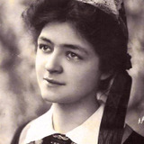 Marcelle Géniat — Tante Sylvestre