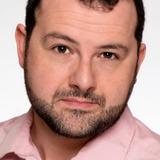 Лукас Н. Холл — Audience Member (uncredited)