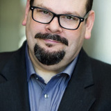 Джоэль МакКрэри — Gil