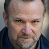 Ned Luke — Construction Worker (uncredited)