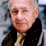 Philippe Mareuil — L'homme âgé du château