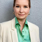 Леннон Парэм — Beth's Employee