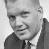 Bengt Bedrup — tv commentator (uncredited)