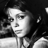 Neda Arnerić — Tochter