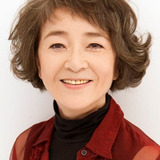 Тиэко Байсё — Kimiko, Naomi's wife