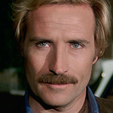 Maurizio Merli — (uncredited)