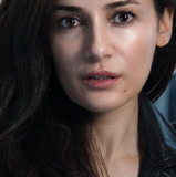 Rebecca Husain — Hot Mom - Annie Benson