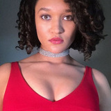 Etalvia Cashin — Model (uncredited)