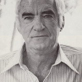 Al Wyatt Sr. — Guard (uncredited)