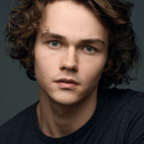 Леви Миллер — Leo