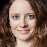 Marija Dakić — Michelle (Barmaid)