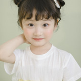 陈羽汐 — Sanitation Worker's Daughter