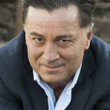 Ömer Simsek — Bankangestellter (Bank employee)