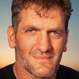 Krzysztof Ogonek — ochroniarz Jakuszyna