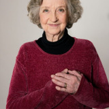 Meta Velander — A lady (uncredited)