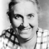 Soledad Jiménez — Guillermo's Wife