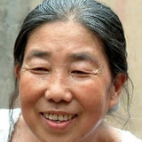 Lee Myeong-ja — Town grandma