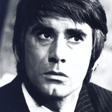 Keith Baxter — Det. Baxter (uncredited)