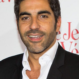 Ary Abittan — Toni Agnello