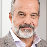 Éric Bédard — Himself