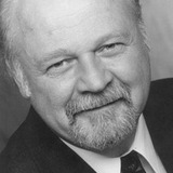 Jim Becker — The Mayor (uncredited)