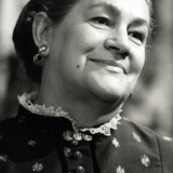 Paula Braend — Viktoria