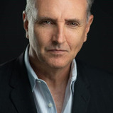 Рэндолл Ньюсом — Waiter