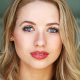 Kassandra Clementi — Hayley