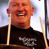 Denis Barthe — Le barman