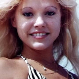 Tammy Lynn Leppert — Boxing Contest Girl (uncredited)