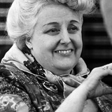 Tessie O'Shea — Herself