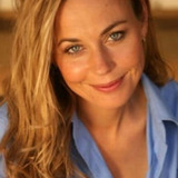 Abi Tucker — Annie O'Brien